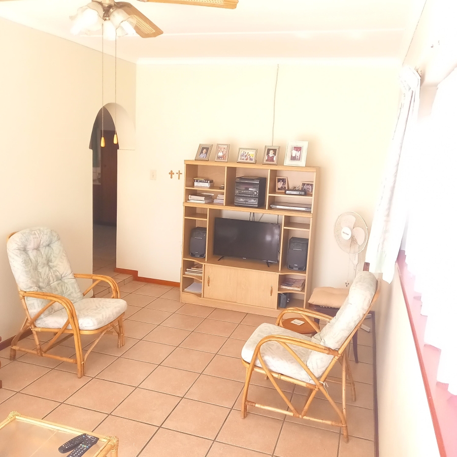3 Bedroom Property for Sale in Bayview Western Cape